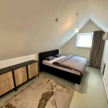 Apartman Vinarstvi Eisgrub Леднице Экстерьер фото