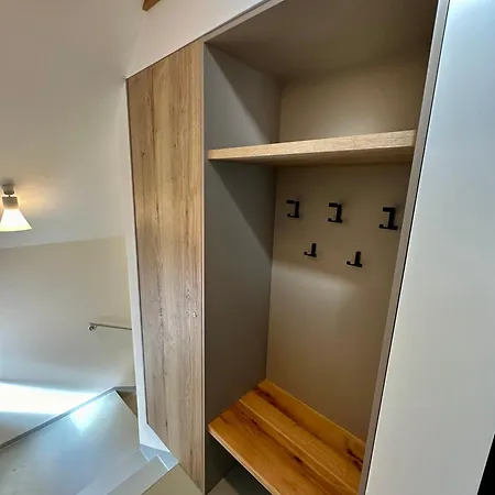Apartman Vinarstvi Eisgrub Леднице Экстерьер фото